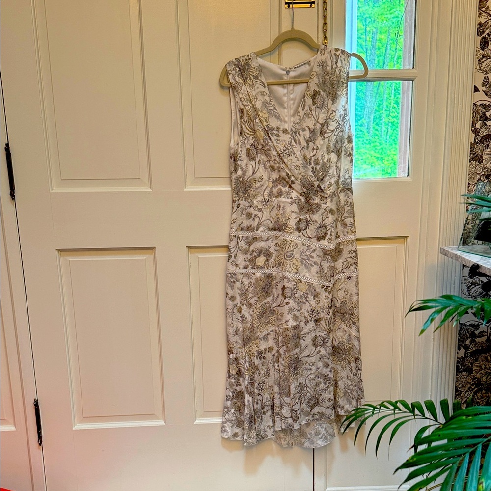 Tahari Floral Sleeveless Dress